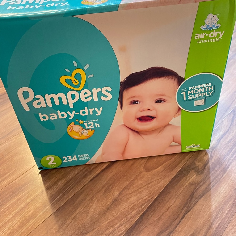 NEW & UNOPED case of pampers baby dry diapers